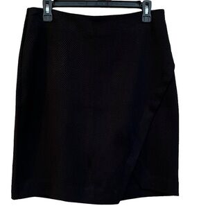 Ann Taylor LOFT Skirt Womens Size 6 Black
Textured Knit Pencil Knee Length